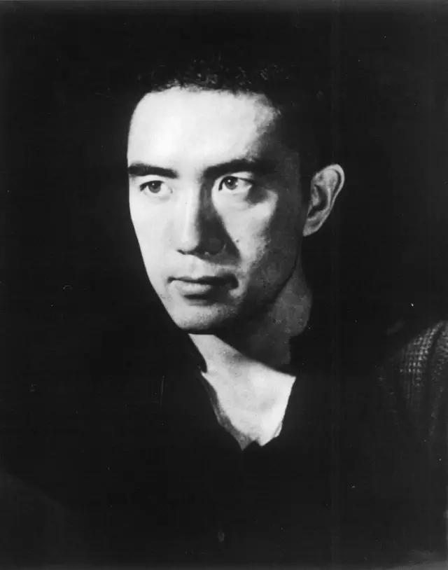 Portrait of Yukio Mishima, 三岛由纪夫
